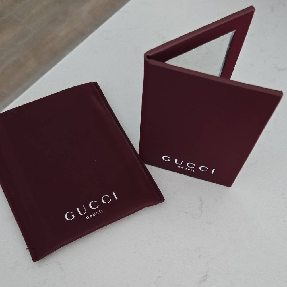 New Gucci mirror  Deep Red Burgandy  GUCCI Beauty Cardholder Sleek Gucci card